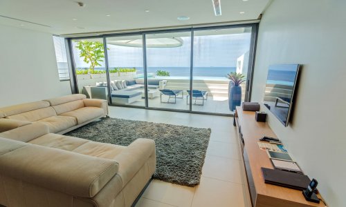 ВИЛЛА SKY POOL С ТРЕМЯ СПАЛЬНЯМИ