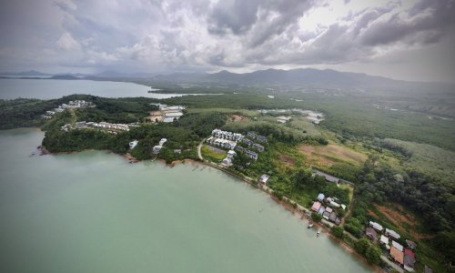 Вилла с 4 спальнями, недалеко от моря, район Чалонг