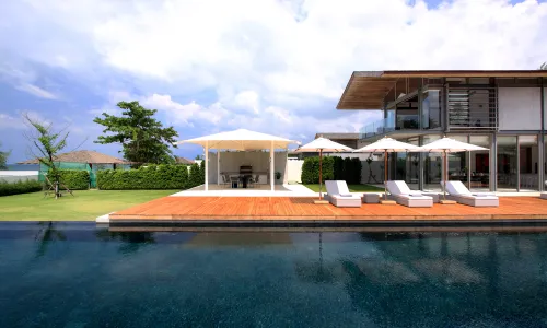 Вилла с 6 спальнями и с видом на море в проекте Сава виллаc, район Натай