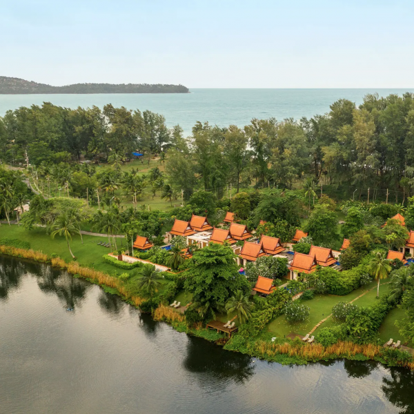 Отель Banyan Tree - photo 1