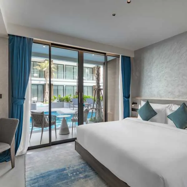 Номер с частным выходом к бассейну в Kora Beach Resort - photo 2