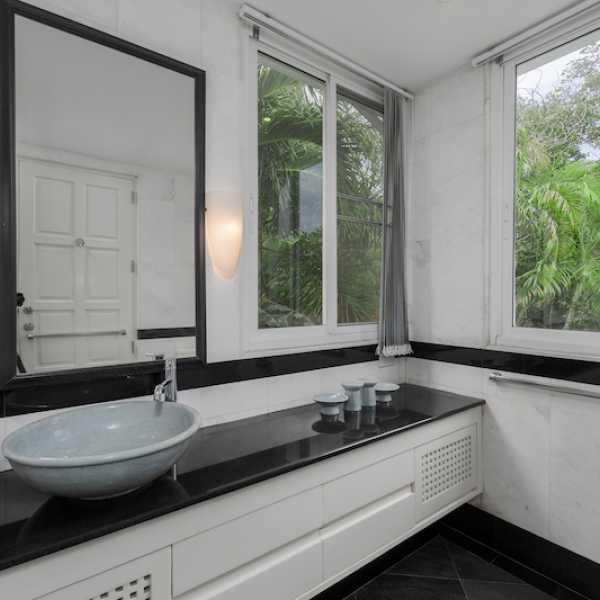 Property image - gallery 61