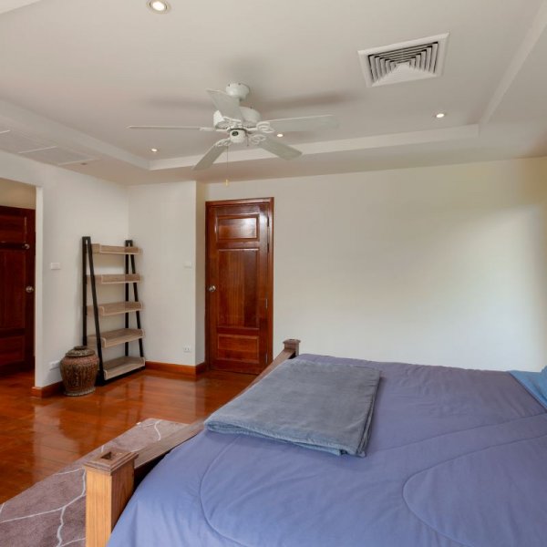 Property image - gallery 16