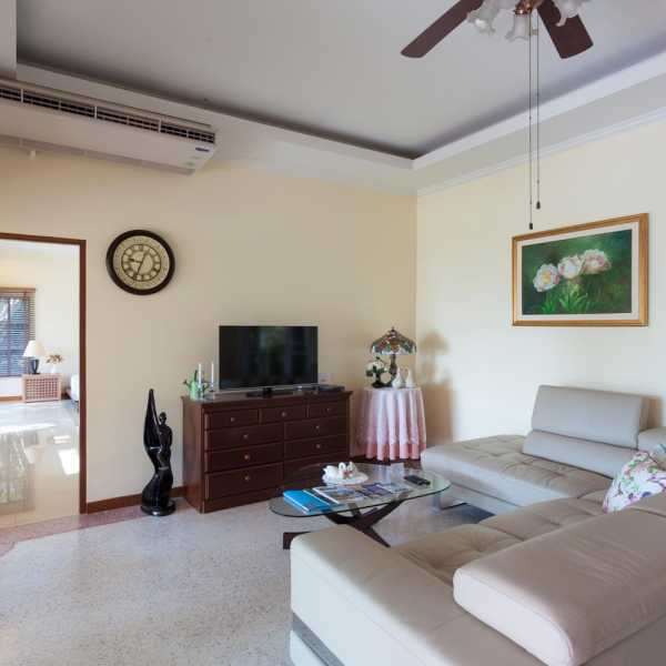 Property image - gallery 9