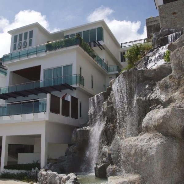 Property image - photo 2