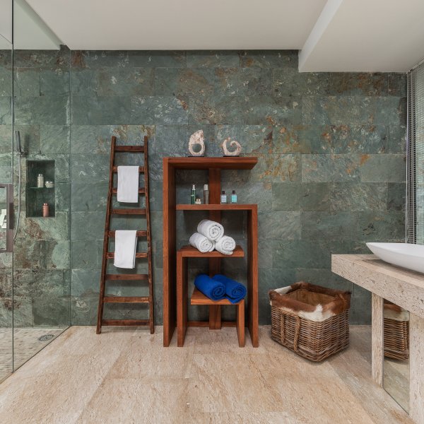 Property image - gallery 84