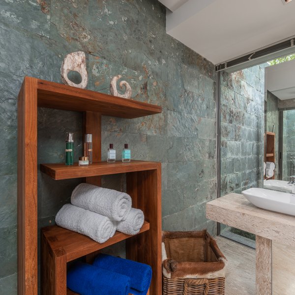 Property image - gallery 90