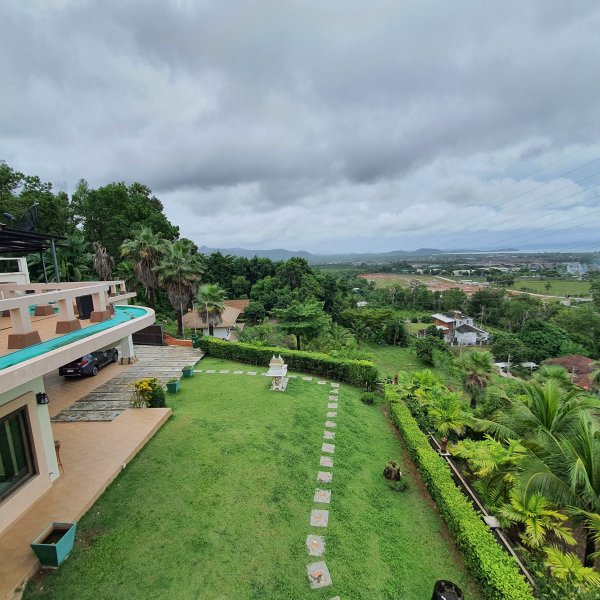 Property image - gallery 6