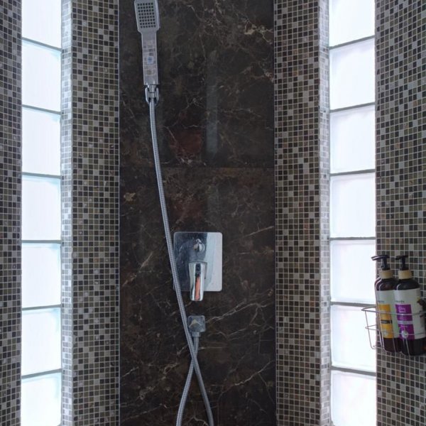 Property image - gallery 9