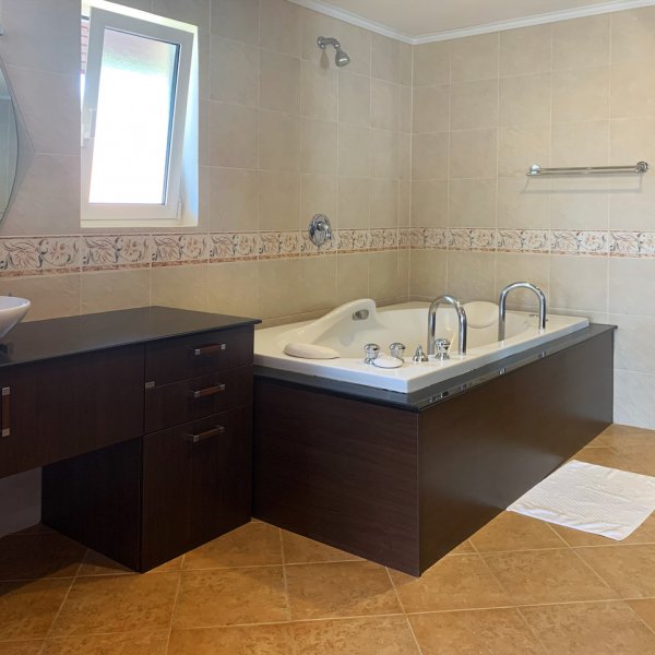 Property image - gallery 29