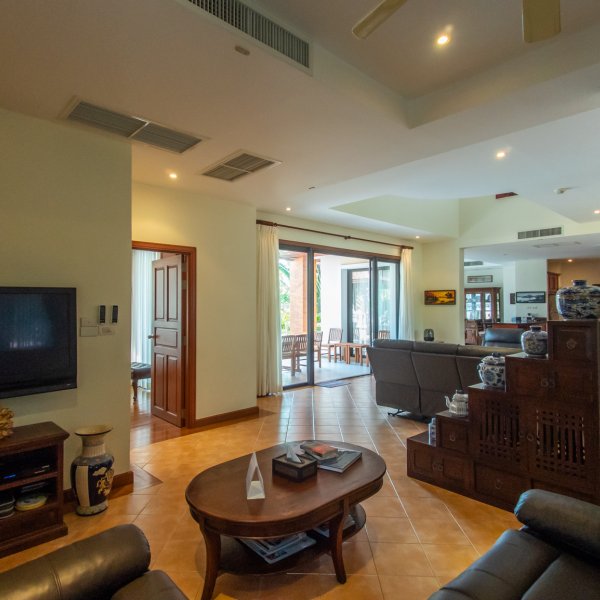 Property image - gallery 38