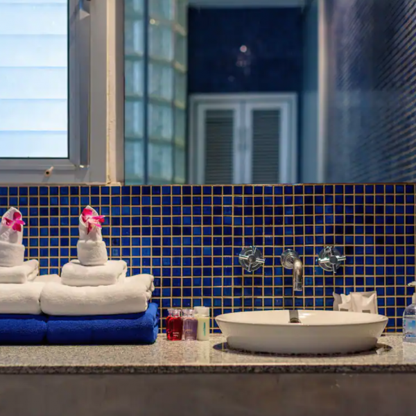 Property image - gallery 53