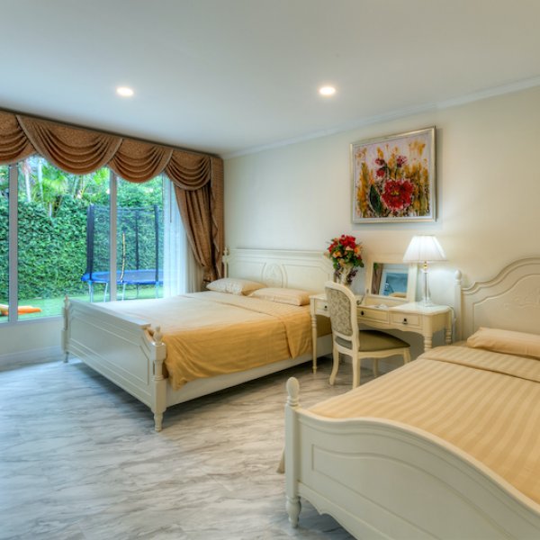 Property image - gallery 52