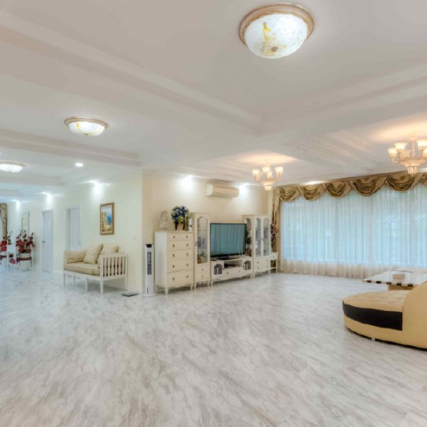 Property image - gallery 33