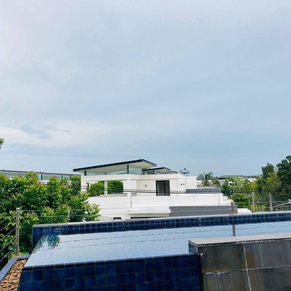 Property image - gallery 9