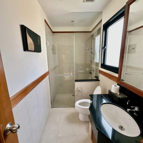 Property image - gallery 11