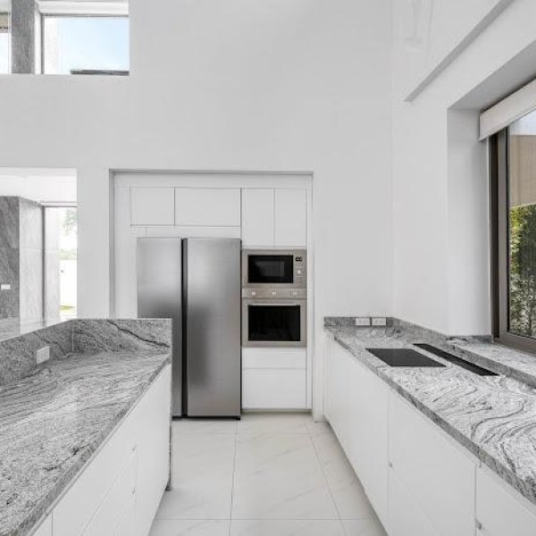 Property image - gallery 11